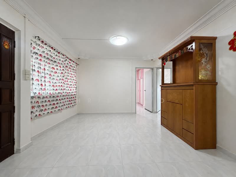 425 Canberra Road, 425 Canberra Road, 3 Bedrooms, 969 sqft, HDB Flat For Sale, by Chris Zhuo, 500186631 - Living Room - PropertyGuru.com.sg