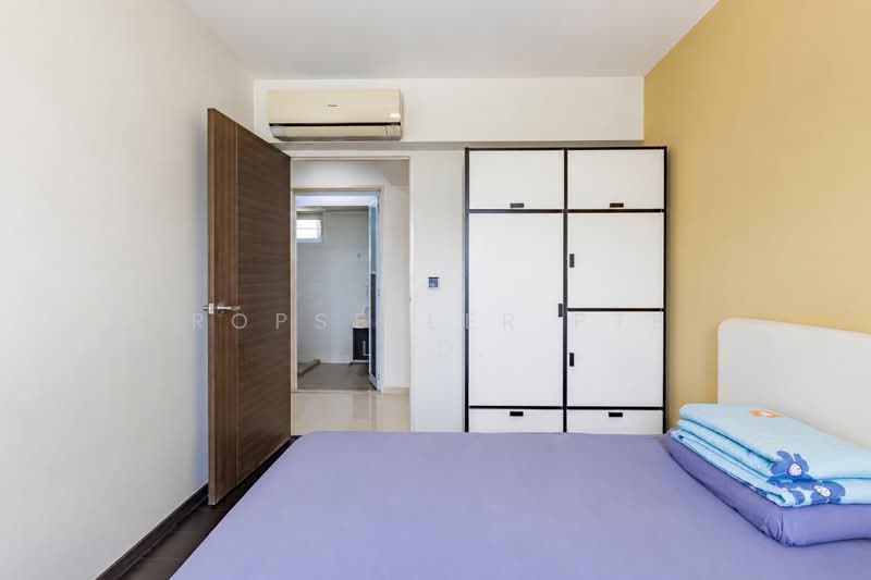 572A Woodlands Avenue 1, 572A Woodlands Avenue 1, 3 Bedrooms, 1,206 sqft, HDB Flat For Sale, by Gina Tow, 500186634 - Bedroom - PropertyGuru.com.sg