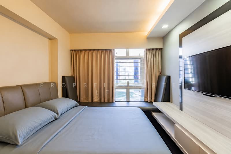 572A Woodlands Avenue 1, 572A Woodlands Avenue 1, 3 Bedrooms, 1,206 sqft, HDB Flat For Sale, by Gina Tow, 500186634 - Bedroom - PropertyGuru.com.sg