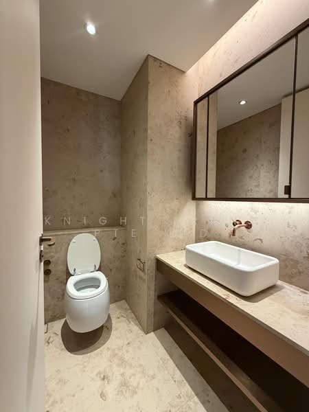 Eden, 2 Draycott Park, 4 Bedrooms, 3,035 sqft, Apartment For Rent, by ELAINE CHIA, 500186658 - Bathroom - PropertyGuru.com.sg