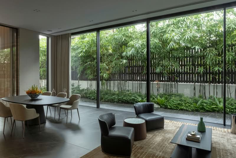 🌟 Hilltop ✧ Wide Frontage ✧ REBUILD POTENTIAL ✧ 1KM ACS/SCGS 🌟, , 3 Bedrooms, 8,000 sqft, Good Class Bungalow For Sale, by Martin Goh 吴伟楠, 500186668 - Living Room - PropertyGuru.com.sg
