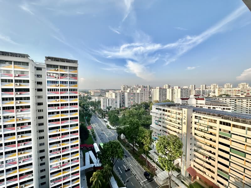 235 Choa Chu Kang Central, 235 Choa Chu Kang Central, 4 Bedrooms, 1,518 sqft, HDB Flat For Sale, by Victor Seah, 500186672 - Exterior - PropertyGuru.com.sg