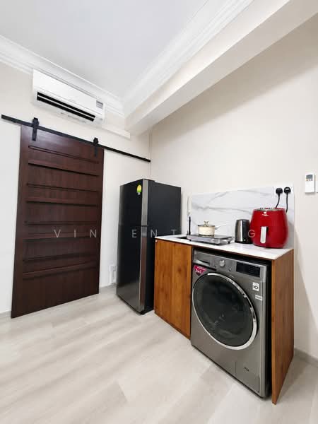 Changi Green, 712 Upper Changi Road East, Studio, 400 sqft, Condominium For Rent, by Vincent Ong, 500186678 - Kitchen - PropertyGuru.com.sg