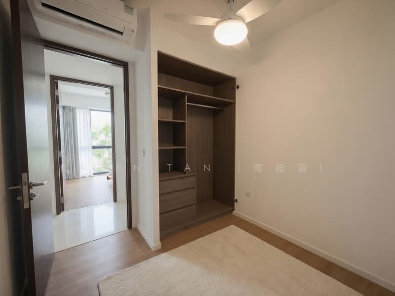 Altura, 111 Bukit Batok West Ave. 8, 4 Bedrooms, 1,206 sqft, Executive Condominium For Rent, by Karen Tan (陈桂英), 500186680 - Bedroom - PropertyGuru.com.sg