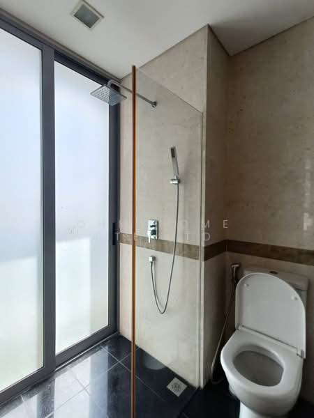 De Centurion, 6A Tanjong Rhu Road, 2 Bedrooms, 570 sqft, Apartment For Sale, by EVON NG, 500186682 - Bathroom - PropertyGuru.com.sg