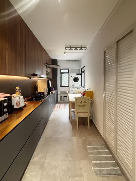 618 Senja Road, 618 Senja Road, 3 Bedrooms, 915 sqft, HDB Flat For Sale, by Asyraaf TCR, 500186685 - Kitchen - PropertyGuru.com.sg