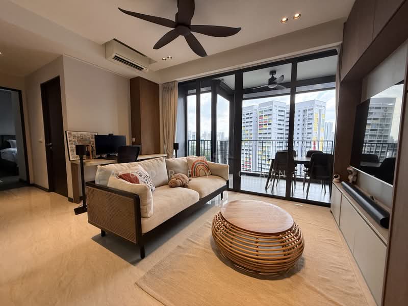 Gem Residences, , 3 Bedrooms, 947 sqft, Condominium For Sale, by Audrey Gan, 500186694 - Living Room - PropertyGuru.com.sg