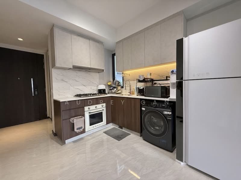 Gem Residences, , 3 Bedrooms, 947 sqft, Condominium For Sale, by Audrey Gan, 500186694 - Kitchen - PropertyGuru.com.sg
