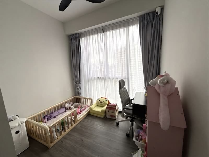 Gem Residences, , 3 Bedrooms, 947 sqft, Condominium For Sale, by Audrey Gan, 500186694 - Bedroom - PropertyGuru.com.sg