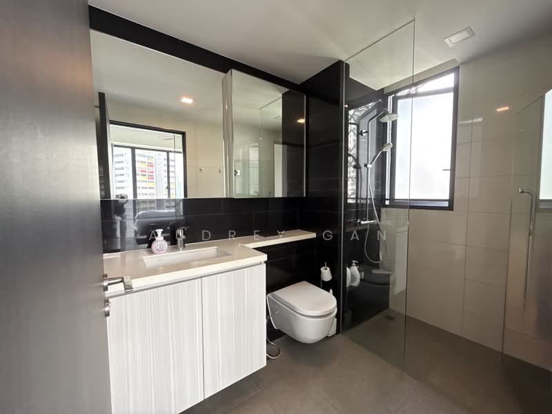 Gem Residences, , 3 Bedrooms, 947 sqft, Condominium For Sale, by Audrey Gan, 500186694 - Bathroom - PropertyGuru.com.sg