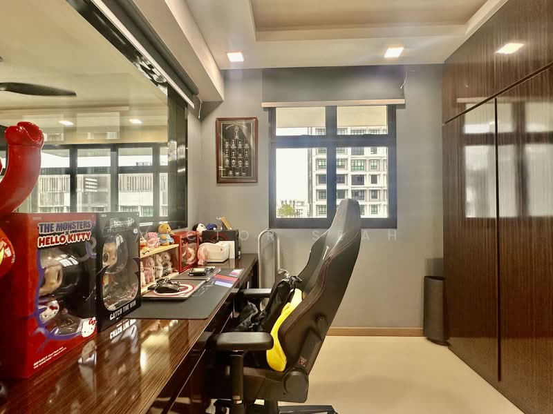 420A Northshore Drive, 420A Northshore Drive, 3 Bedrooms, 1,205 sqft, HDB Flat For Sale, by Victor Seah, 500186703 - Common Bedroom 1 - PropertyGuru.com.sg