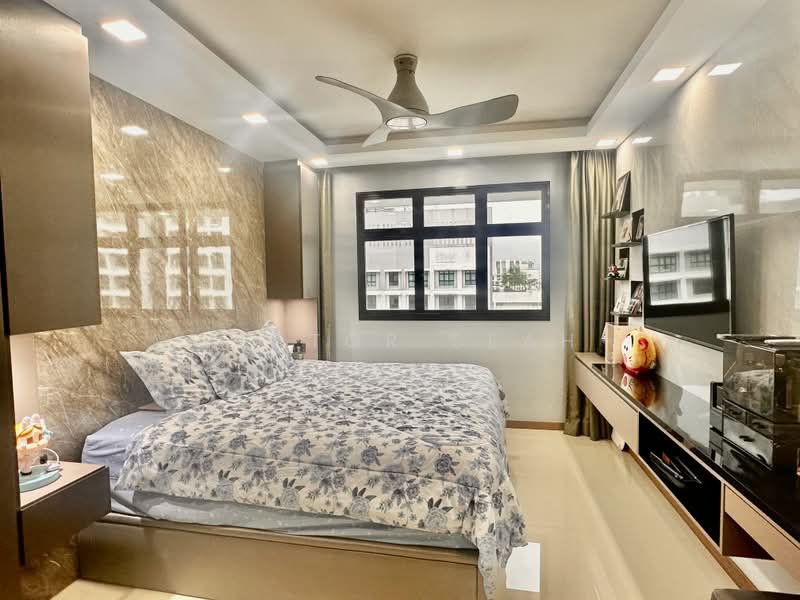 420A Northshore Drive, 420A Northshore Drive, 3 Bedrooms, 1,205 sqft, HDB Flat For Sale, by Victor Seah, 500186703 - Master Bedroom - PropertyGuru.com.sg
