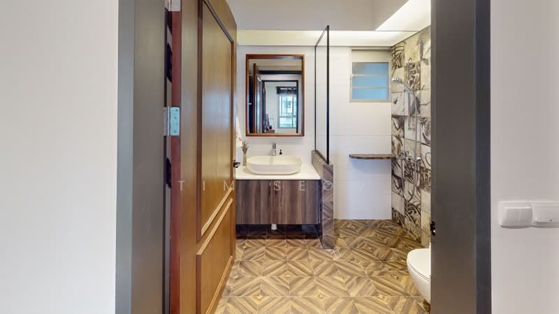 222A Bedok North Drive, 222A Bedok North Drive, 3 Bedrooms, 990 sqft, HDB Flat For Sale, by Tim Seow, 500186716 - Bathroom - PropertyGuru.com.sg
