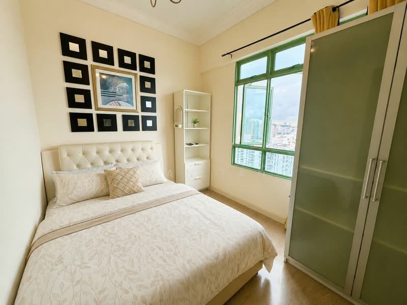 Tiara, 1 Kim Seng Walk, Room Rental, 150 sqft, Apartment For Rent, by Evan Tan, 500186720 - Bedroom - PropertyGuru.com.sg