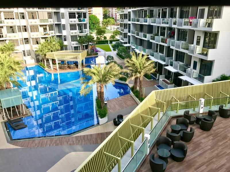 Urban Vista, 10 Tanah Merah Kechil Link, 2 Bedrooms, 441 sqft, Condominium For Sale, by Terence Tee (郑志翔), 500186731 - Pool - PropertyGuru.com.sg