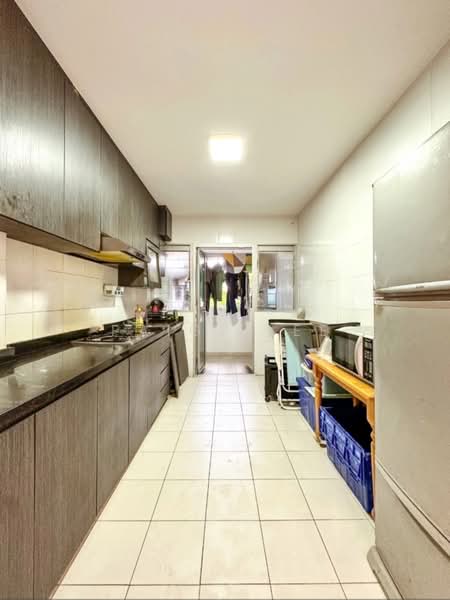 526A Costa Ris, 526A Pasir Ris Street 51, 3 Bedrooms, 1,001 sqft, HDB Flat For Sale, by Paige Lee, 500186738 - Kitchen - PropertyGuru.com.sg