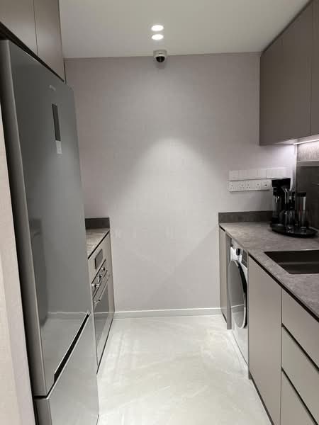 Nava Grove, 38 Pine Grove, 2 Bedrooms, 786 sqft, Condominium For Sale, by Ri Ng, 500186741 - Kitchen - PropertyGuru.com.sg