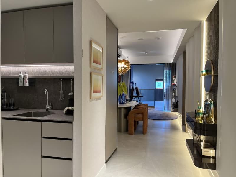 Nava Grove, 38 Pine Grove, 2 Bedrooms, 786 sqft, Condominium For Sale, by Ri Ng, 500186741 - Kitchen - PropertyGuru.com.sg