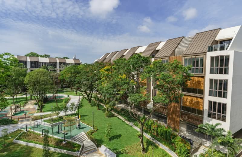 Parksuites, 18 Holland Grove Road, 1 Bedroom, 624 sqft, Condominium For Sale, by Lee Kiat Chin, 500186742 - Exterior - PropertyGuru.com.sg