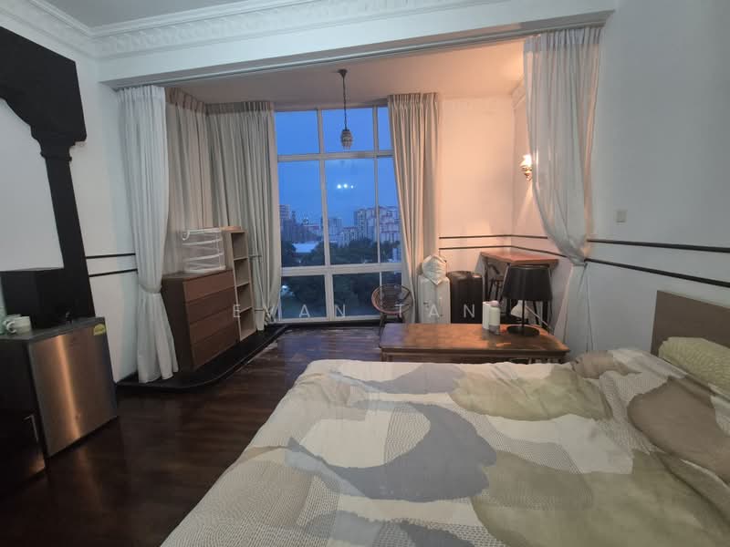 Orchard Court, 19 Oxley Road, Room Rental, 200 sqft, Apartment For Rent, by Evan Tan, 500186748 - Bedroom - PropertyGuru.com.sg