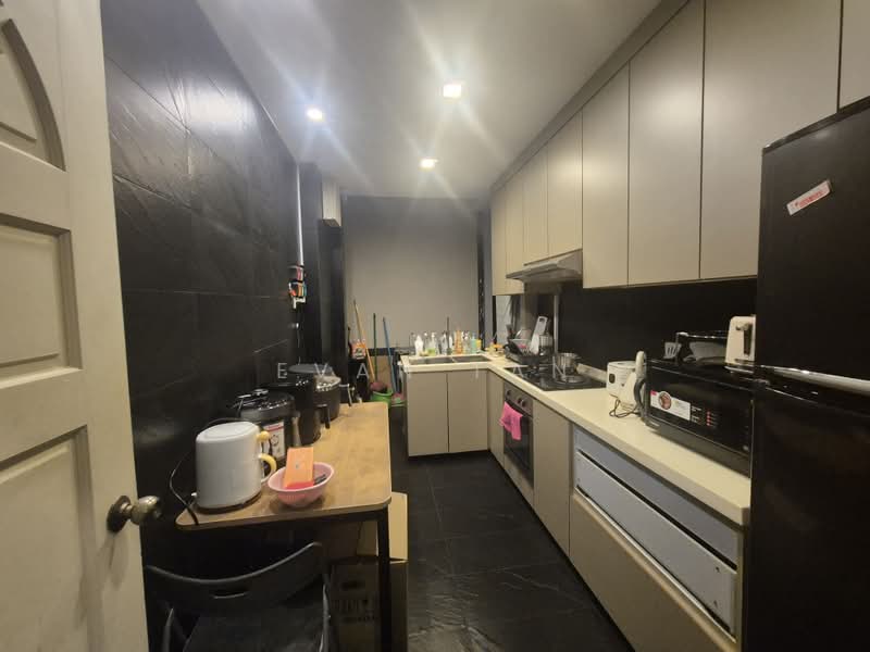 Orchard Court, 19 Oxley Road, Room Rental, 200 sqft, Apartment For Rent, by Evan Tan, 500186748 - PropertyGuru.com.sg