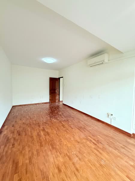 Hillcrest Road, Hillcrest Road, 4 Bedrooms, 3,300 sqft, Semi-Detached House For Rent, by CHERMAINE Koh Lay Cheng, 500186752 - PropertyGuru.com.sg