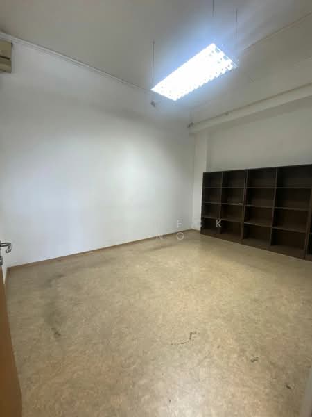 Hola Centre, 65 Ubi Crescent, 1,044 sqft, Light Industrial (B1) For Rent, by Yew Peck Leng, 500186758 - Interior - CommercialGuru.com.sg
