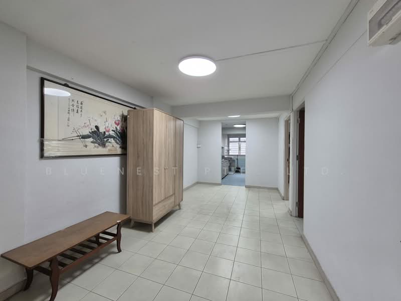 16 Upper Boon Keng Road, 16 Upper Boon Keng Road, 2 Bedrooms, 699 sqft, HDB Flat For Rent, by KENNETH CHUA, 500186784 - Corridor - PropertyGuru.com.sg