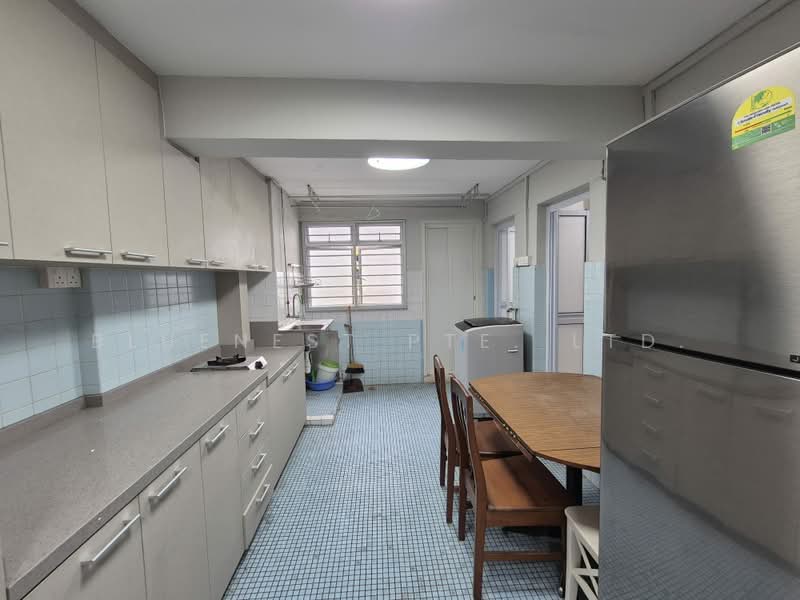 16 Upper Boon Keng Road, 16 Upper Boon Keng Road, 2 Bedrooms, 699 sqft, HDB Flat For Rent, by KENNETH CHUA, 500186784 - Kitchen - PropertyGuru.com.sg