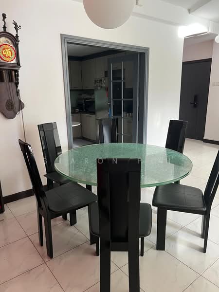 Bukit Regency, 1 Upper Bukit Timah View, Room Rental, 250 sqft, Condominium For Rent, by Sharon Poh, 500186787 - Dining Room - PropertyGuru.com.sg