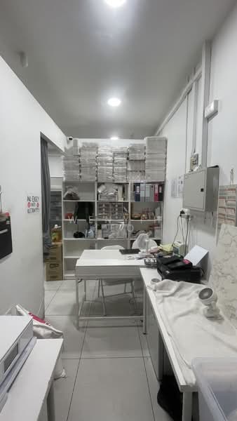 Tai Seng Point, 11 Irving Place, 678 sqft, Light Industrial (B1) For Sale, by Wenyih Teo, 500186794 - Interior - CommercialGuru.com.sg