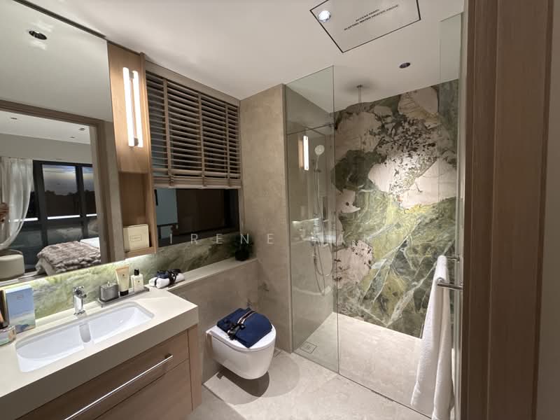 Vela Bay, Bayshore Road, 3 Bedrooms, 893 sqft, Condominium For Sale, by Irene Tan, 500186797 - Bathroom - PropertyGuru.com.sg