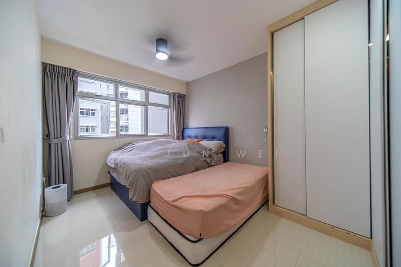 153C Bedok South Road, 153C Bedok South Road, 3 Bedrooms, 1,001 sqft, HDB Flat For Sale, by Ng Jun Wei, 500186799 - Bedroom - PropertyGuru.com.sg