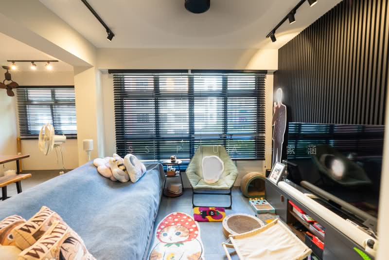 153C Bedok South Road, 153C Bedok South Road, 3 Bedrooms, 1,001 sqft, HDB Flat For Sale, by Alviss Phua 潘家涵, 500186804 - Living Room - PropertyGuru.com.sg