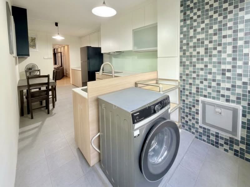 155 Woodlands Street 13, 155 Woodlands Street 13, 3 Bedrooms, 1,109 sqft, HDB Flat For Sale, by Kennedy Yong, 500186812 - Kitchen - PropertyGuru.com.sg