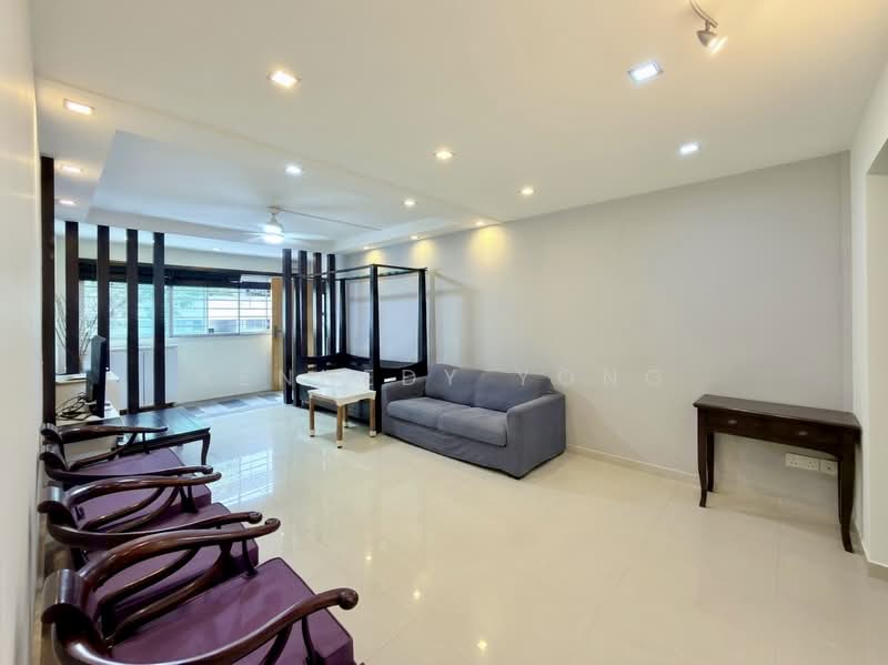 155 Woodlands Street 13, 155 Woodlands Street 13, 3 Bedrooms, 1,109 sqft, HDB Flat For Sale, by Kennedy Yong, 500186812 - Living Room - PropertyGuru.com.sg