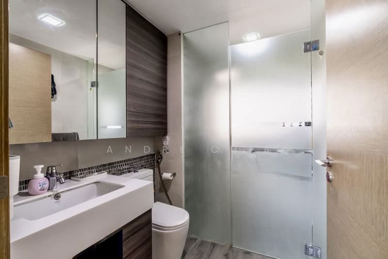 The Terrace, 88 Edgedale Plains, 3 Bedrooms, 1,076 sqft, Executive Condominium For Sale, by Andre Chia, 500186817 - Bathroom - PropertyGuru.com.sg