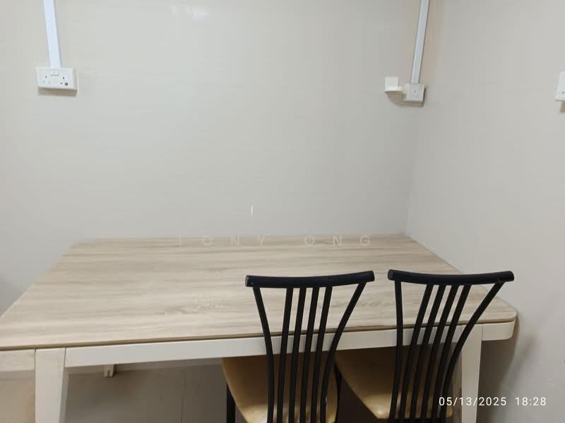 537 Bukit Batok Street 52, 537 Bukit Batok Street 52, 2 Bedrooms, 1,108 sqft, HDB Flat For Rent, by Tony Ong, 500186818 - PropertyGuru.com.sg