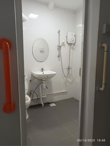 537 Bukit Batok Street 52, 537 Bukit Batok Street 52, 2 Bedrooms, 1,108 sqft, HDB Flat For Rent, by Tony Ong, 500186818 - PropertyGuru.com.sg