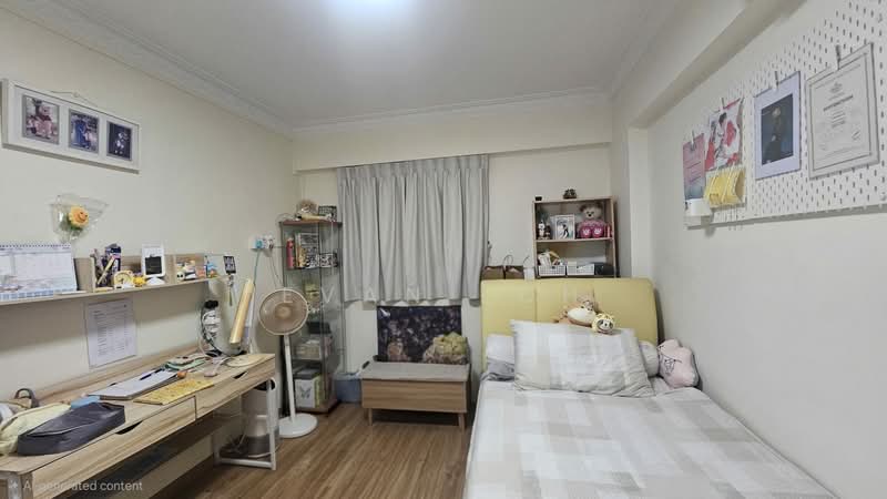 210 Jurong East Street 21, 210 Jurong East Street 21, 2 Bedrooms, 721 sqft, HDB Flat For Sale, by Evan Loh, 500186820 - Bedroom - PropertyGuru.com.sg