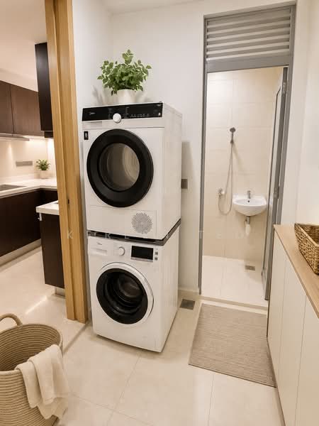 Marina Bay Suites, 3 Central Boulevard, 3 Bedrooms, 1,603 sqft, Condominium For Sale, by Kereen Teo, 500186833 - Interior - PropertyGuru.com.sg