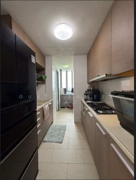 Carabelle, 67 West Coast Way, Room Rental, 150 sqft, Condominium For Rent, by Gupta Sameer Raj, 500186836 - Kitchen - PropertyGuru.com.sg