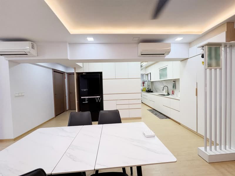 420B Northshore Drive, 420B Northshore Drive, 3 Bedrooms, 1,205 sqft, HDB Flat For Sale, by Lewis Ho, 500186839 - Kitchen - PropertyGuru.com.sg