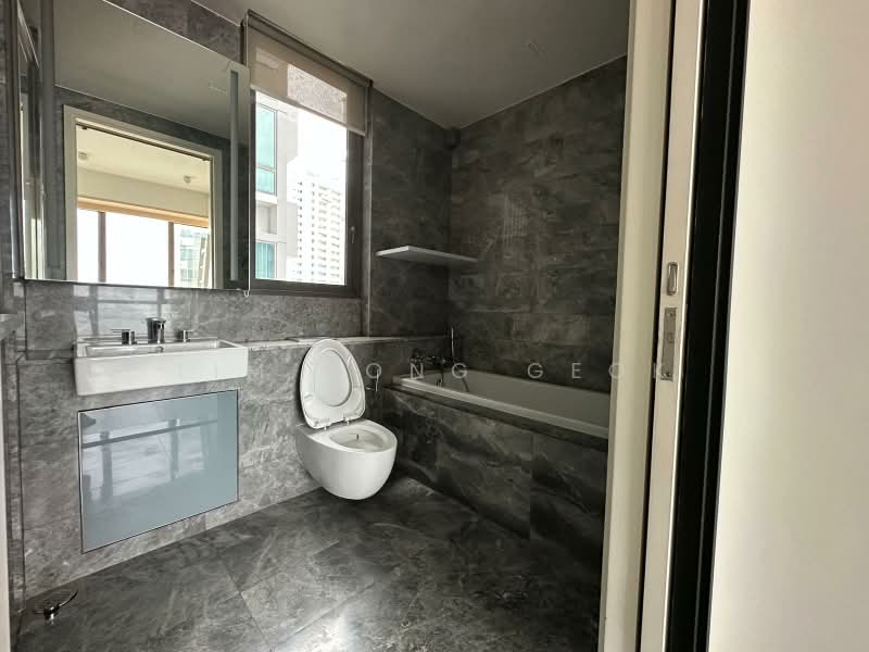 Skyline Residences, 610 Telok Blangah Road, 3 Bedrooms, 1,346 sqft, Apartment For Rent, by Lim Hong Geok, 500186907 - Bathroom - PropertyGuru.com.sg