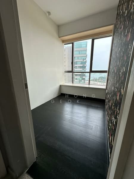 Skyline Residences, 610 Telok Blangah Road, 3 Bedrooms, 1,346 sqft, Apartment For Rent, by Lim Hong Geok, 500186907 - 3rd bedroom - PropertyGuru.com.sg
