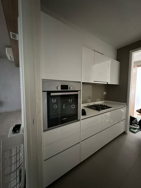 Skyline Residences, 610 Telok Blangah Road, 3 Bedrooms, 1,346 sqft, Apartment For Rent, by Lim Hong Geok, 500186907 - Kitchen - PropertyGuru.com.sg