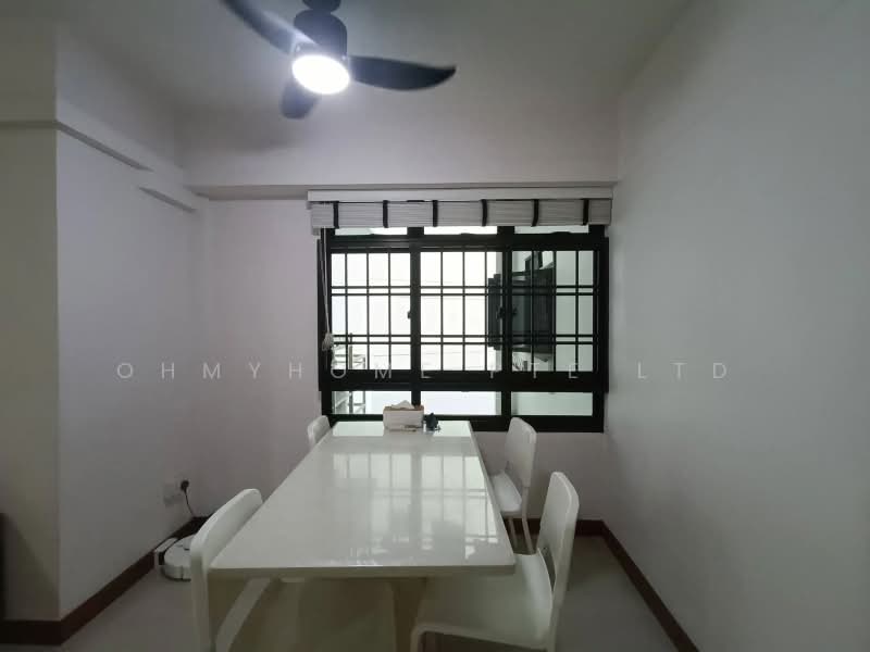 988A Jurong West Street 93, 988A Jurong West Street 93, 3 Bedrooms, 1,184 sqft, HDB Flat For Sale, by EVON NG, 500186924 - Dining Room - PropertyGuru.com.sg