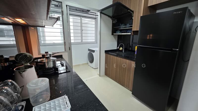 107A Canberra Street, 107A Canberra Street, 2 Bedrooms, 1,001 sqft, HDB Flat For Rent, by Velisa Leong, 500186939 - Kitchen - PropertyGuru.com.sg