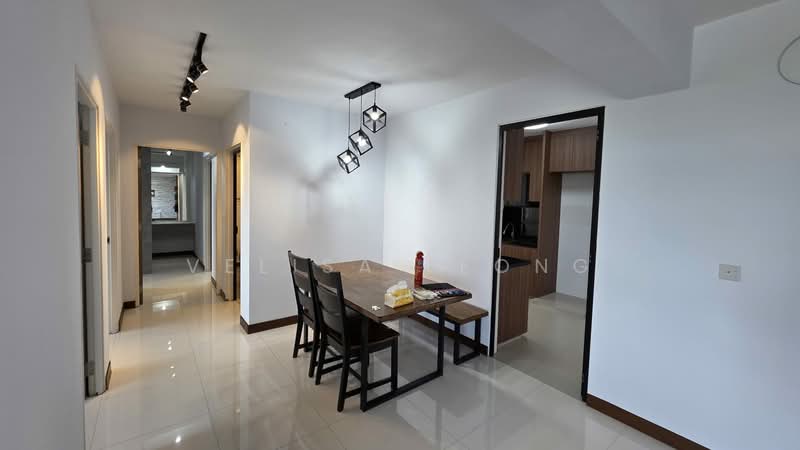 107A Canberra Street, 107A Canberra Street, 2 Bedrooms, 1,001 sqft, HDB Flat For Rent, by Velisa Leong, 500186939 - Corridor - PropertyGuru.com.sg