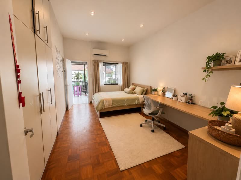 Goldhill Drive, , 3 Bedrooms, 2,200 sqft, Terraced House For Rent, by Jing Min (JM) Loo, 500186946 - Bedroom 2 - PropertyGuru.com.sg